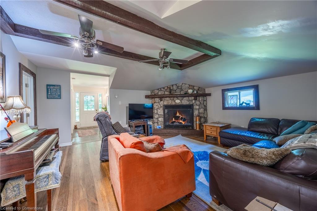 18 Addison Street Property Photo 8