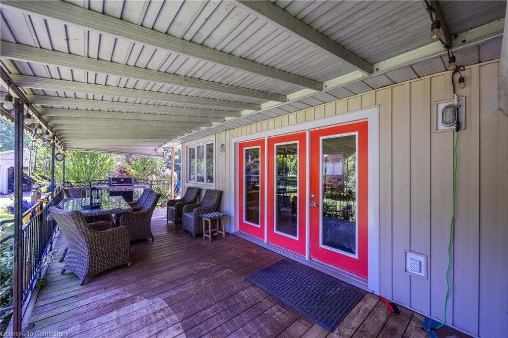 18 Addison Street Property Photo 13