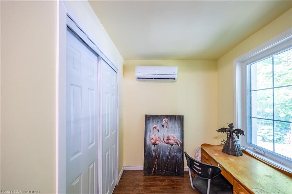 18 Addison Street Property Photo 20