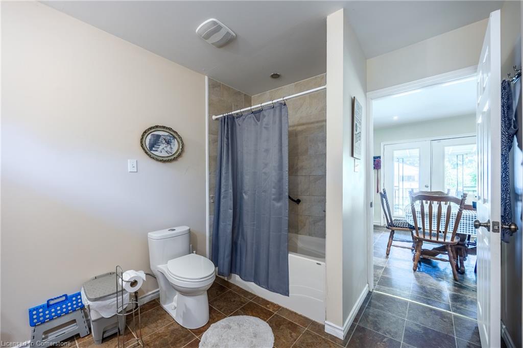 18 Addison Street Property Photo 25