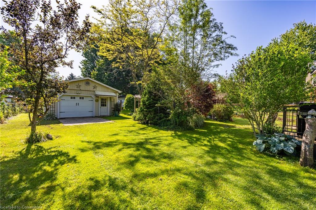 18 Addison Street Property Photo 28