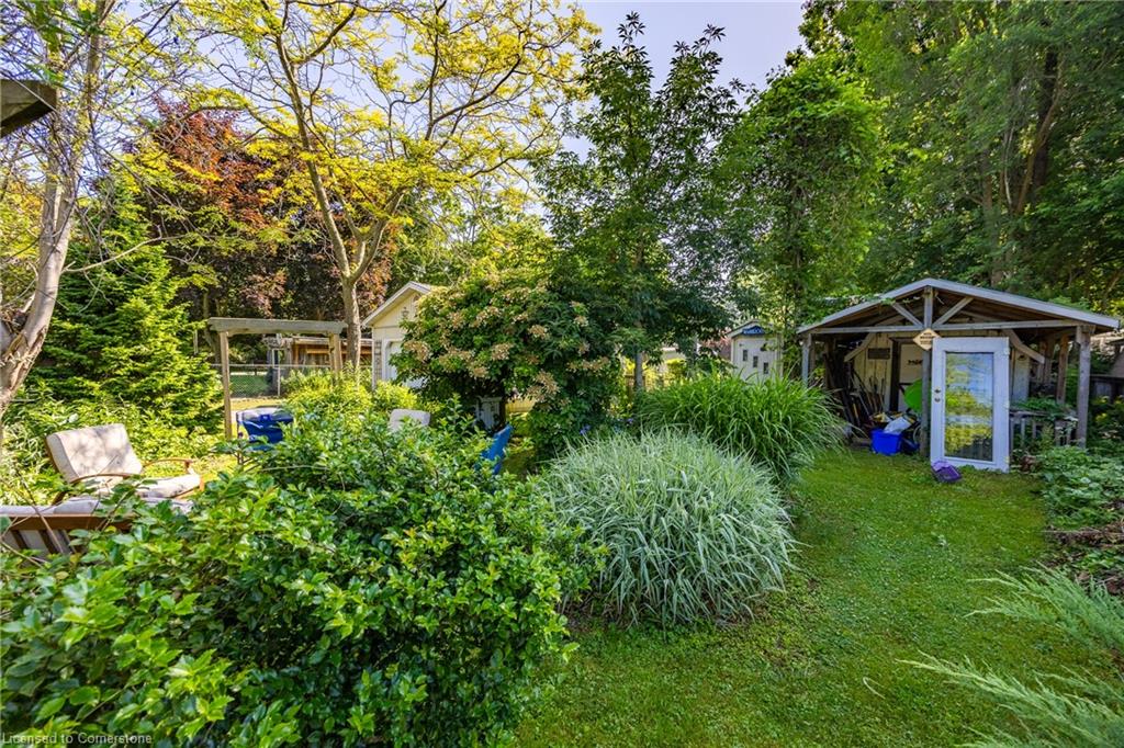 18 Addison Street Property Photo 32