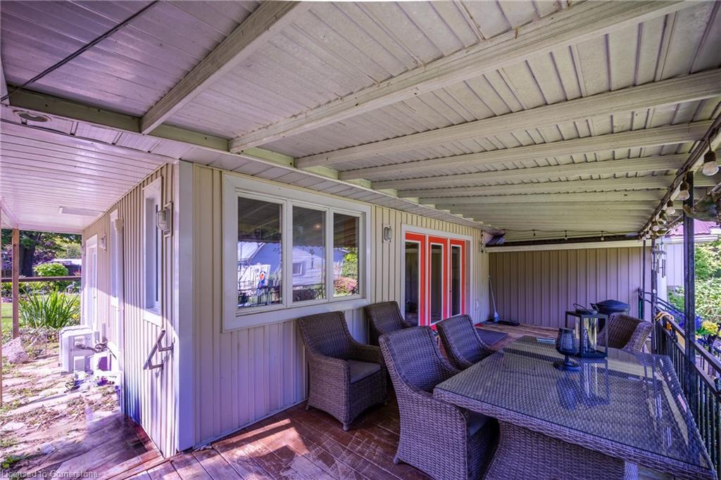 18 Addison Street Property Photo 33