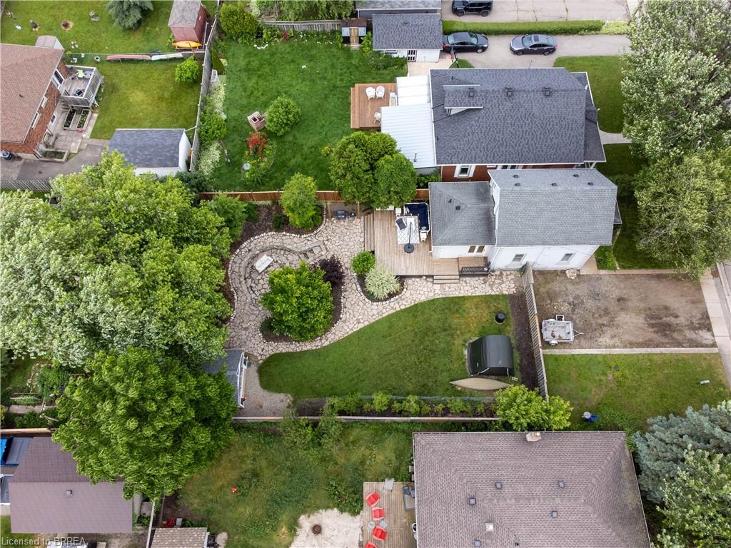 5 Wellington Street Property Photo 11