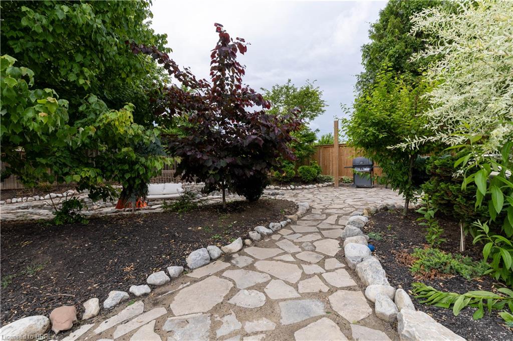 5 Wellington Street Property Photo 13