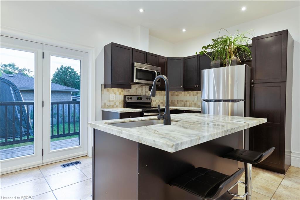 5 Wellington Street Property Photo 34