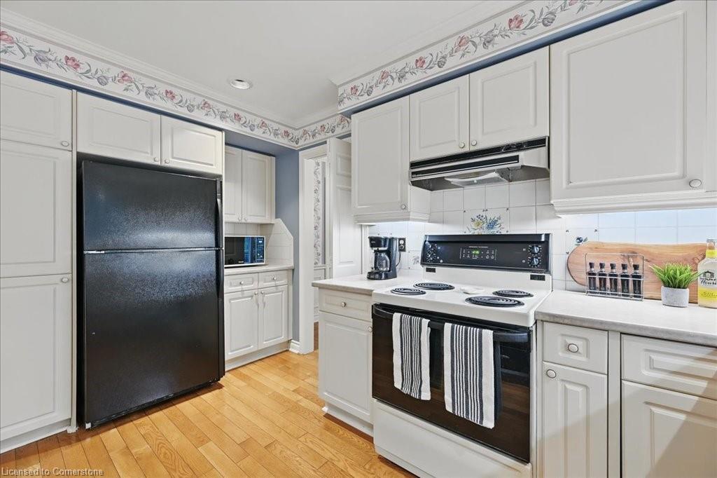 2025 Foster Court Property Photo 14