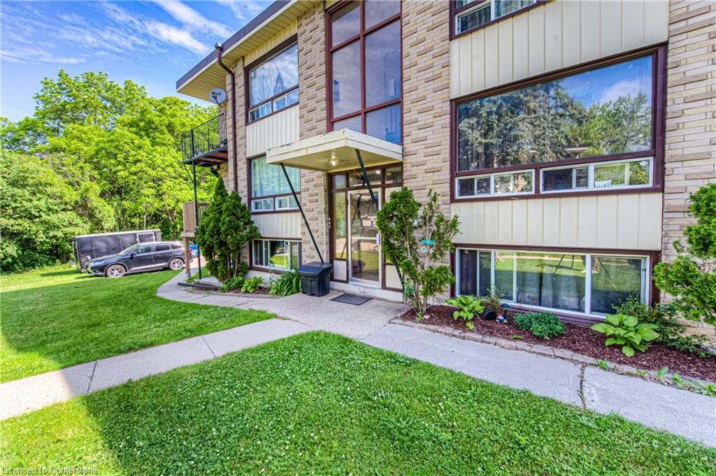 76 Barbara Crescent Property Photo 3