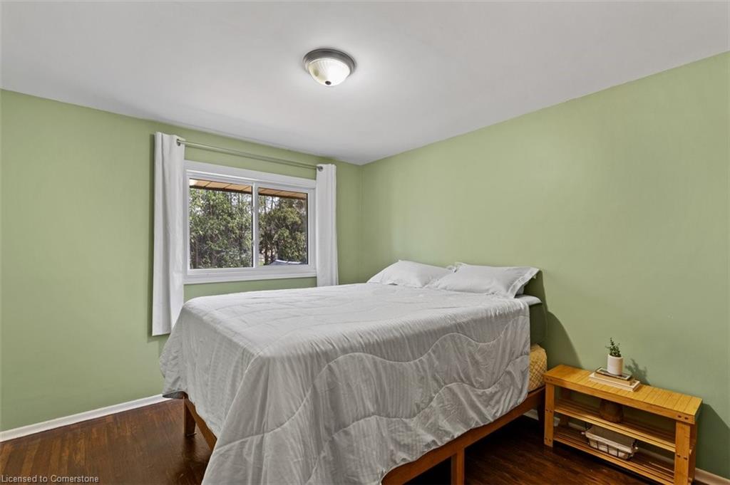 972 Warwick Street Property Photo 13