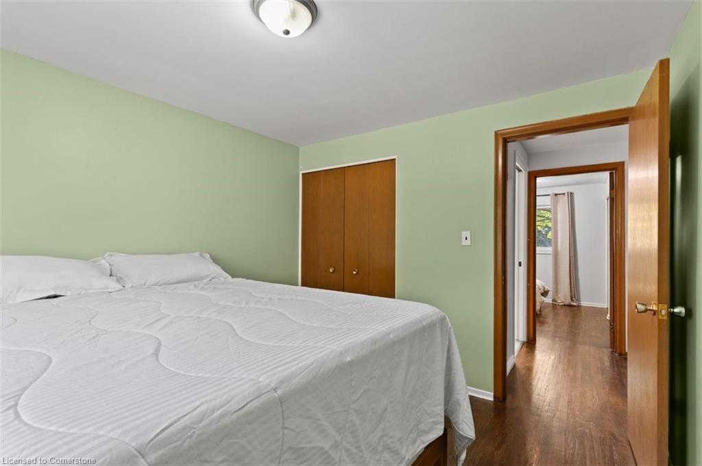 972 Warwick Street Property Photo 14