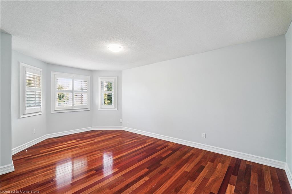 2814 Guilford Crescent Property Photo 26