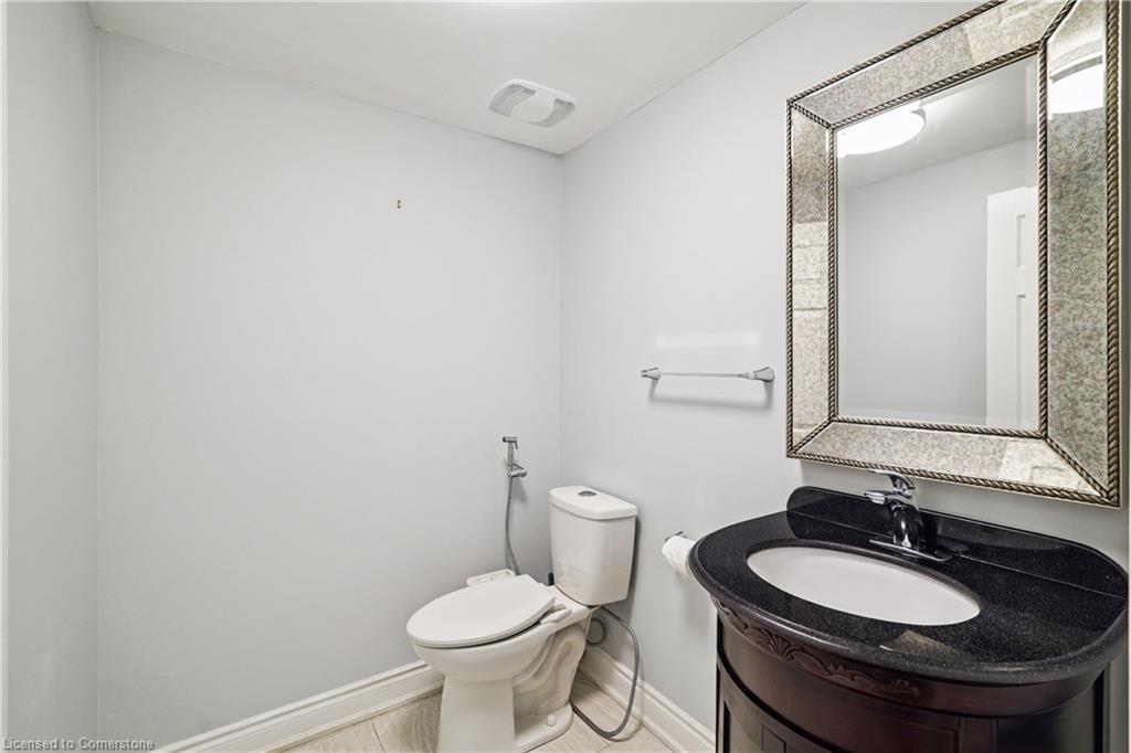 2814 Guilford Crescent Property Photo 35