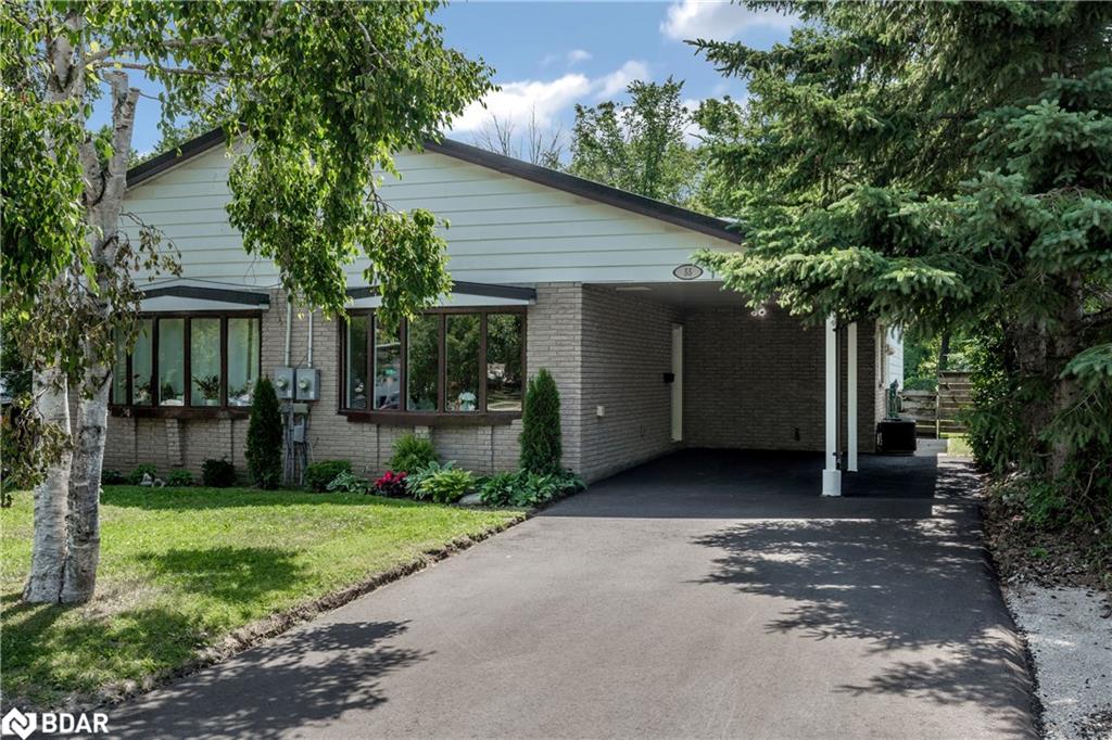 55 Fittons Road E Property Photo 1