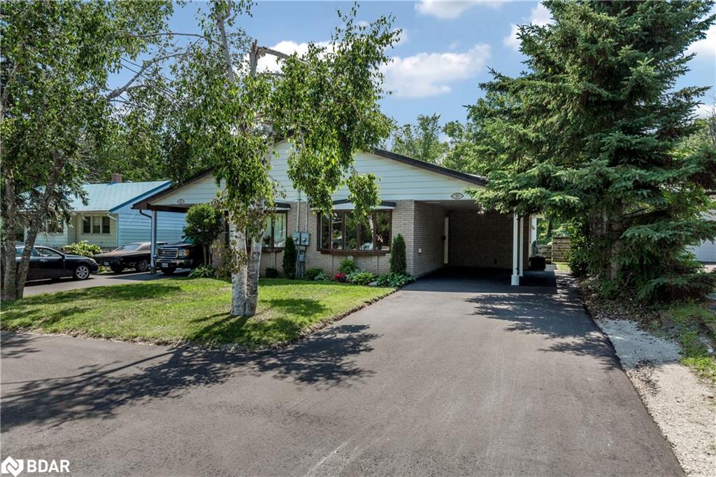 55 Fittons Road E Property Photo 2