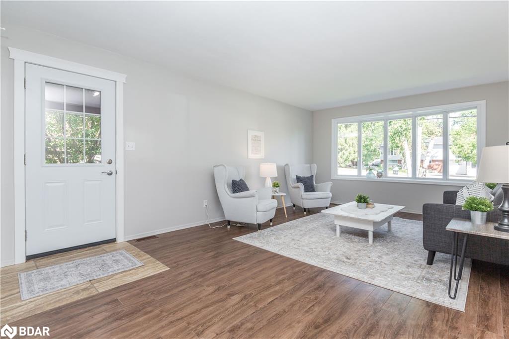 55 Fittons Road E Property Photo 8