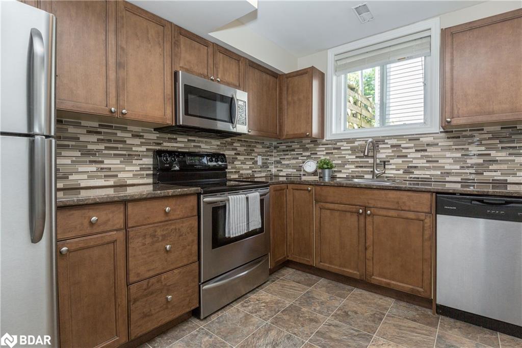 55 Fittons Road E Property Photo 28