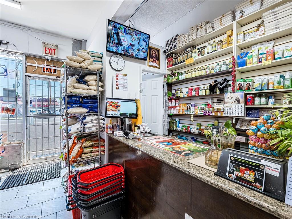 44 Dean Street Property Photo 13