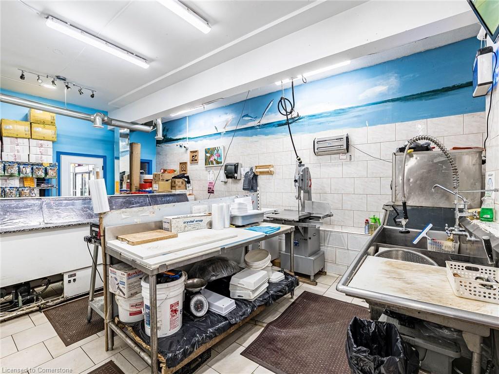 44 Dean Street Property Photo 36