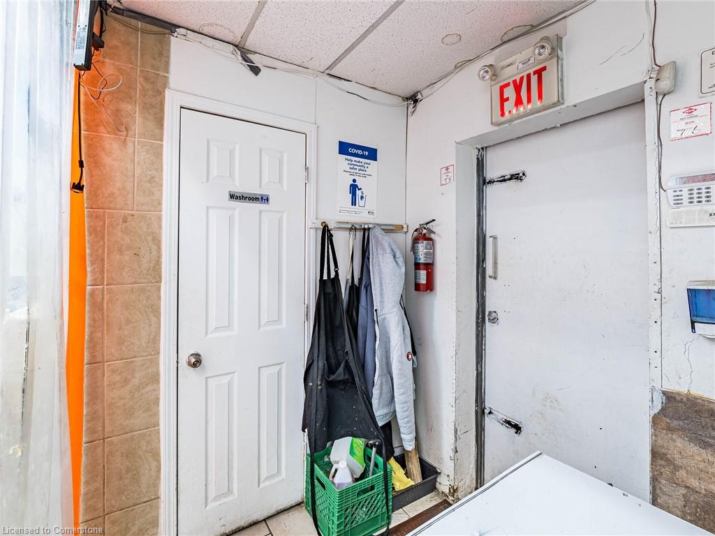 44 Dean Street Property Photo 38