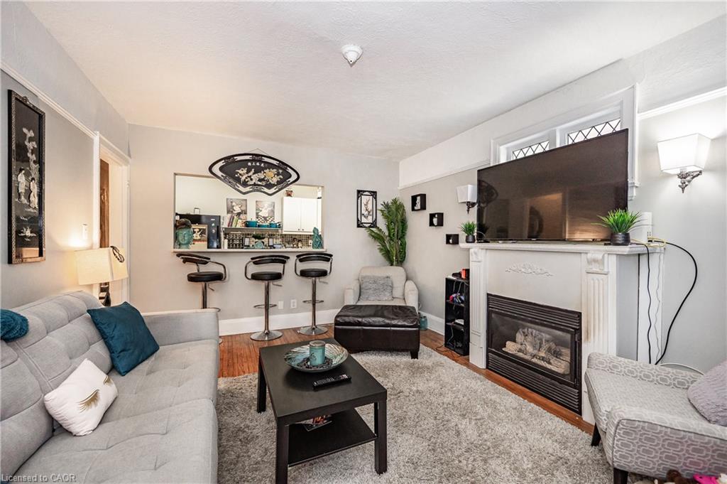 527 Kingston Road Property Photo 21