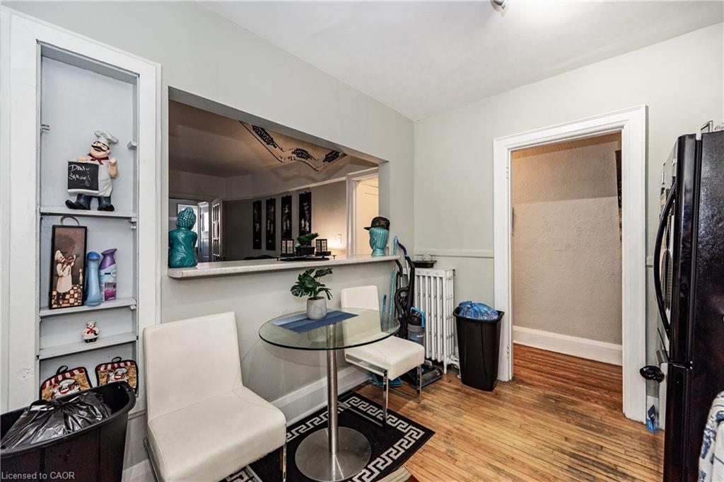 527 Kingston Road Property Photo 25