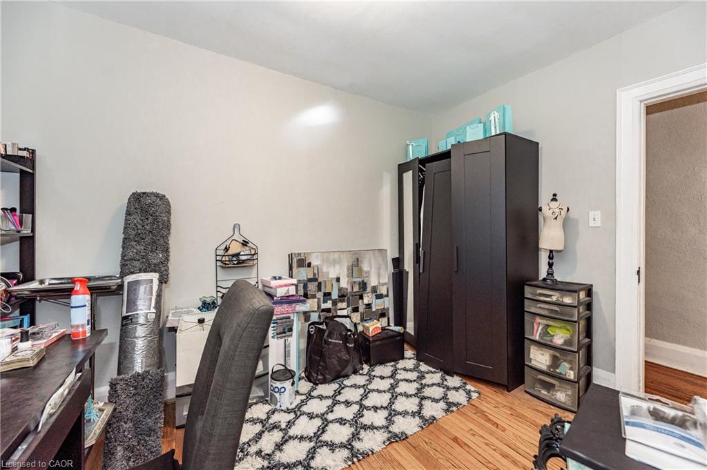 527 Kingston Road Property Photo 28