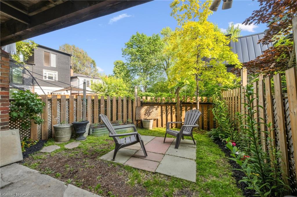 527 Kingston Road Property Photo 39