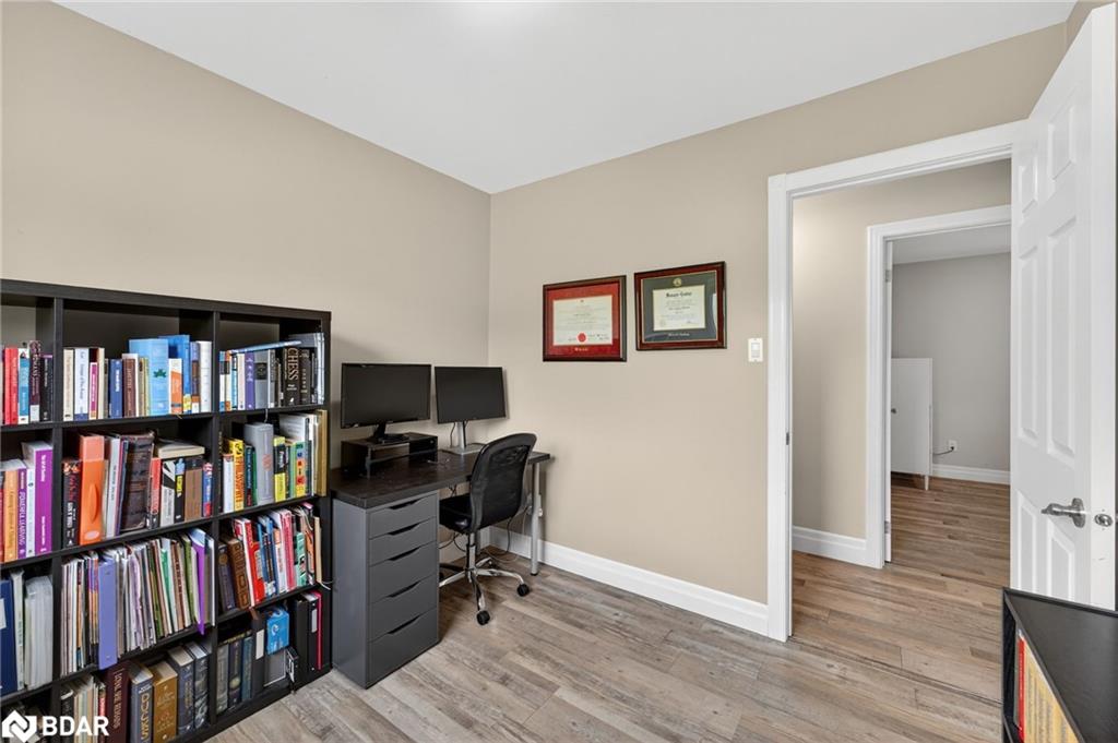 261 Edgehill Drive Property Photo 21