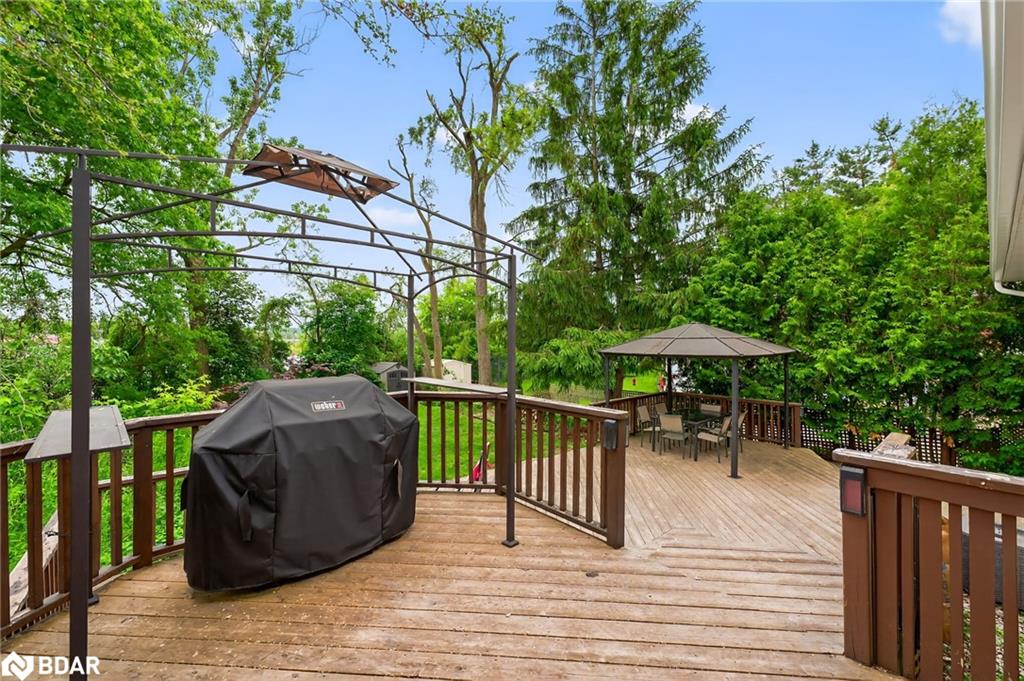 261 Edgehill Drive Property Photo 36