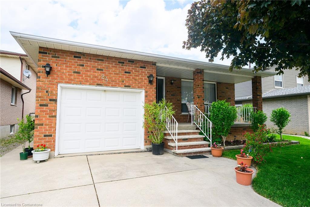 24 Pheasant Place Property Photo 1