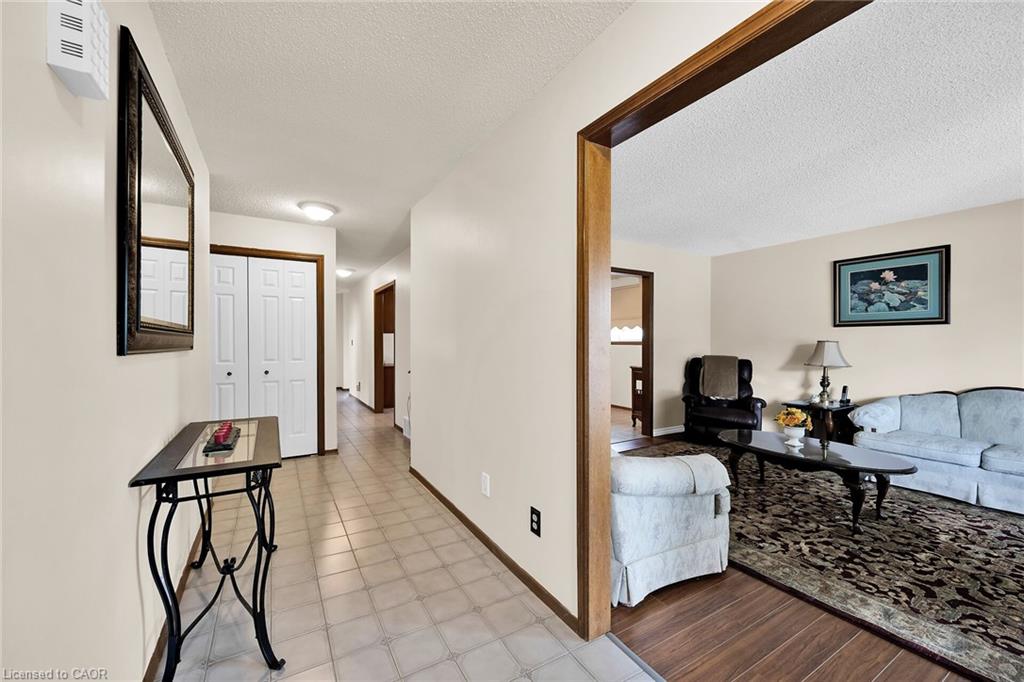 24 Pheasant Place Property Photo 6