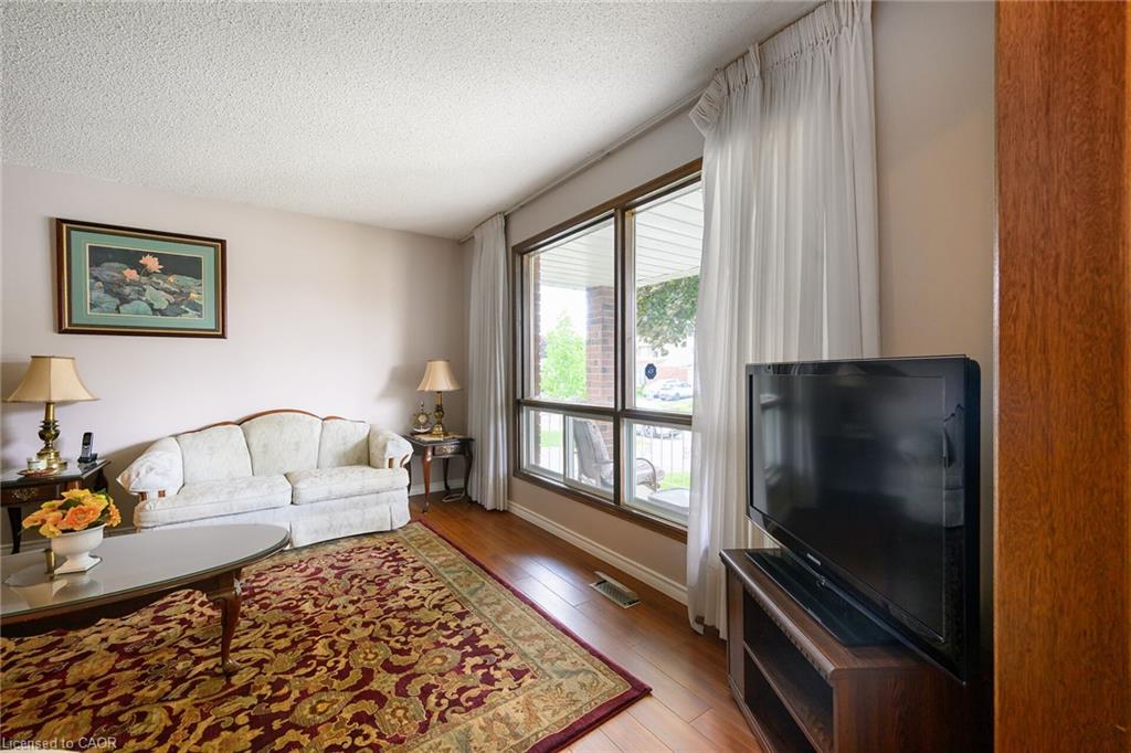 24 Pheasant Place Property Photo 8