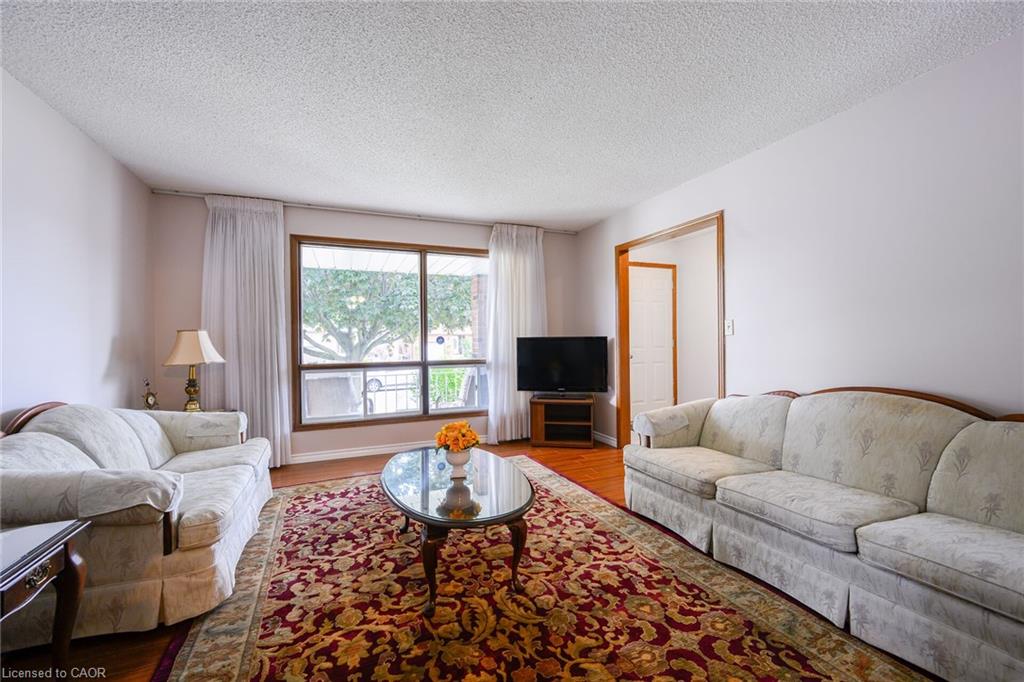 24 Pheasant Place Property Photo 9