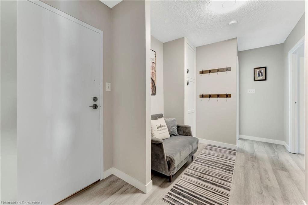 405-944 Caledonian View Property Photo 6