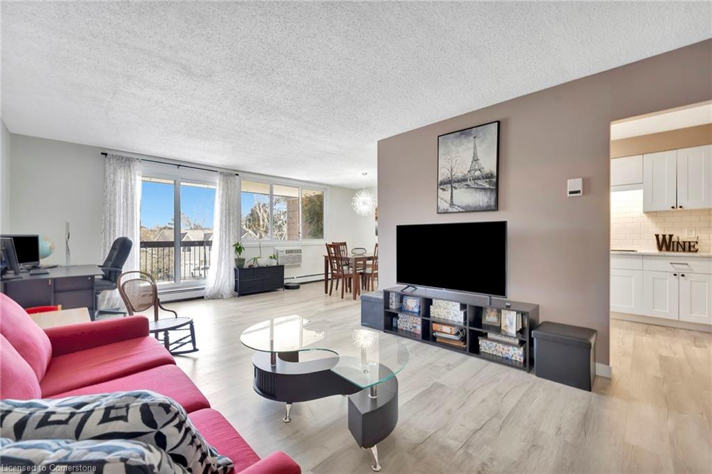 405-944 Caledonian View Property Photo 9