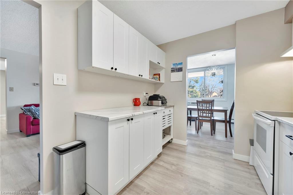 405-944 Caledonian View Property Photo 18