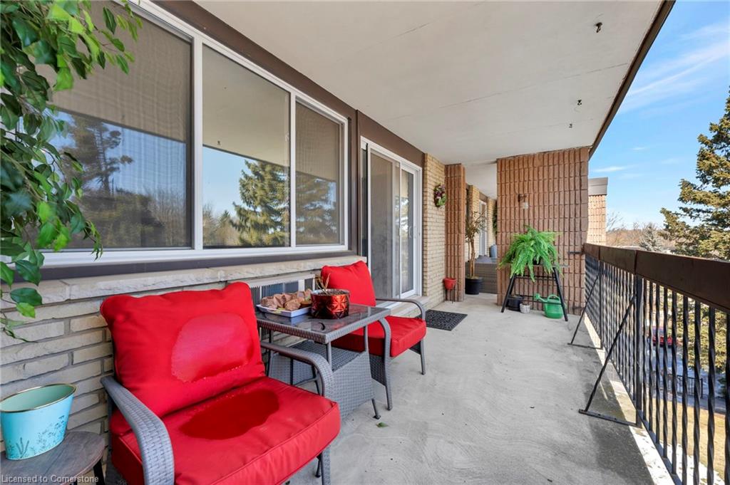 405-944 Caledonian View Property Photo 28