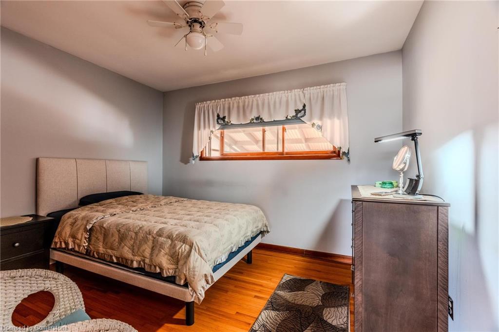 20 Mc Kay St E Street E Property Photo 15