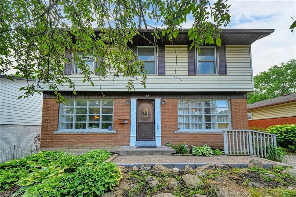 20 Autumn Leaf Road Property Photo 1