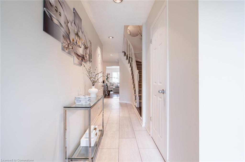 24-100 Vineberg Drive Property Photo 4