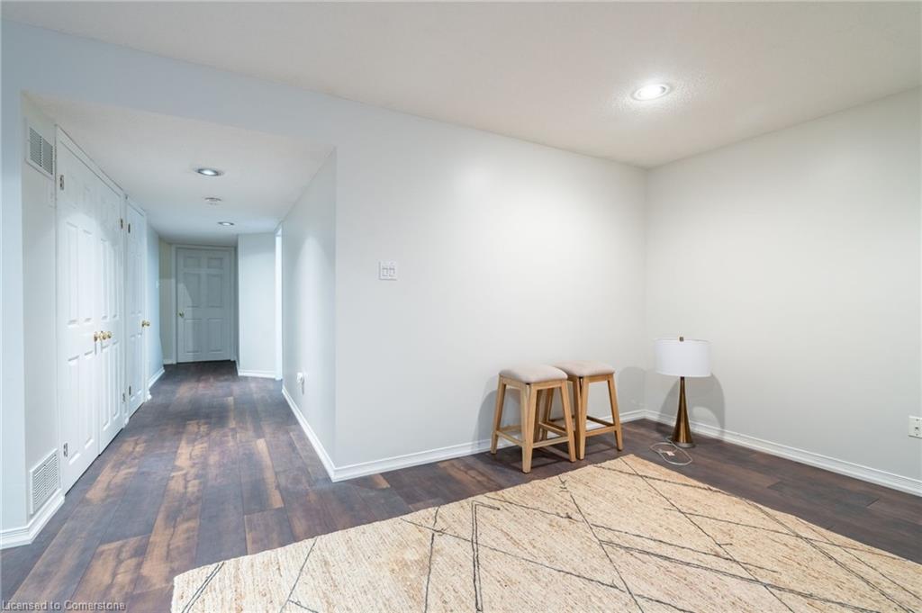 24-100 Vineberg Drive Property Photo 32