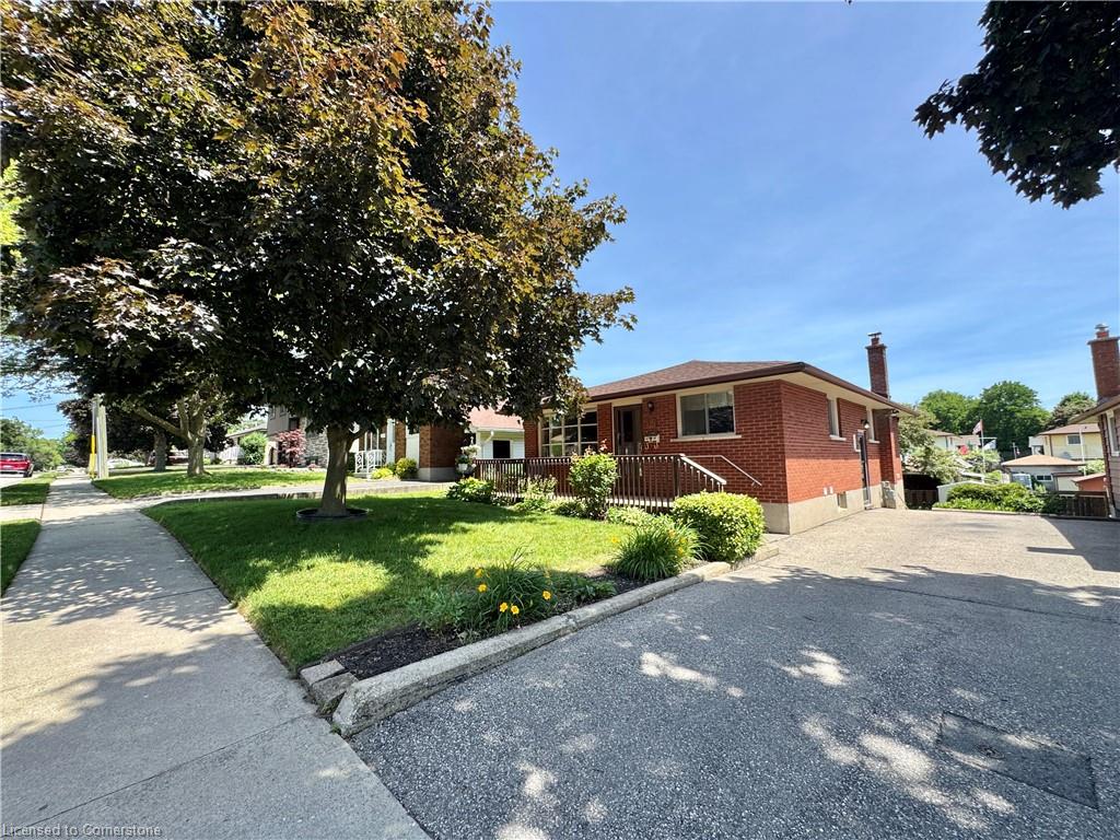 85 Lowrey Avenue S Property Photo 2