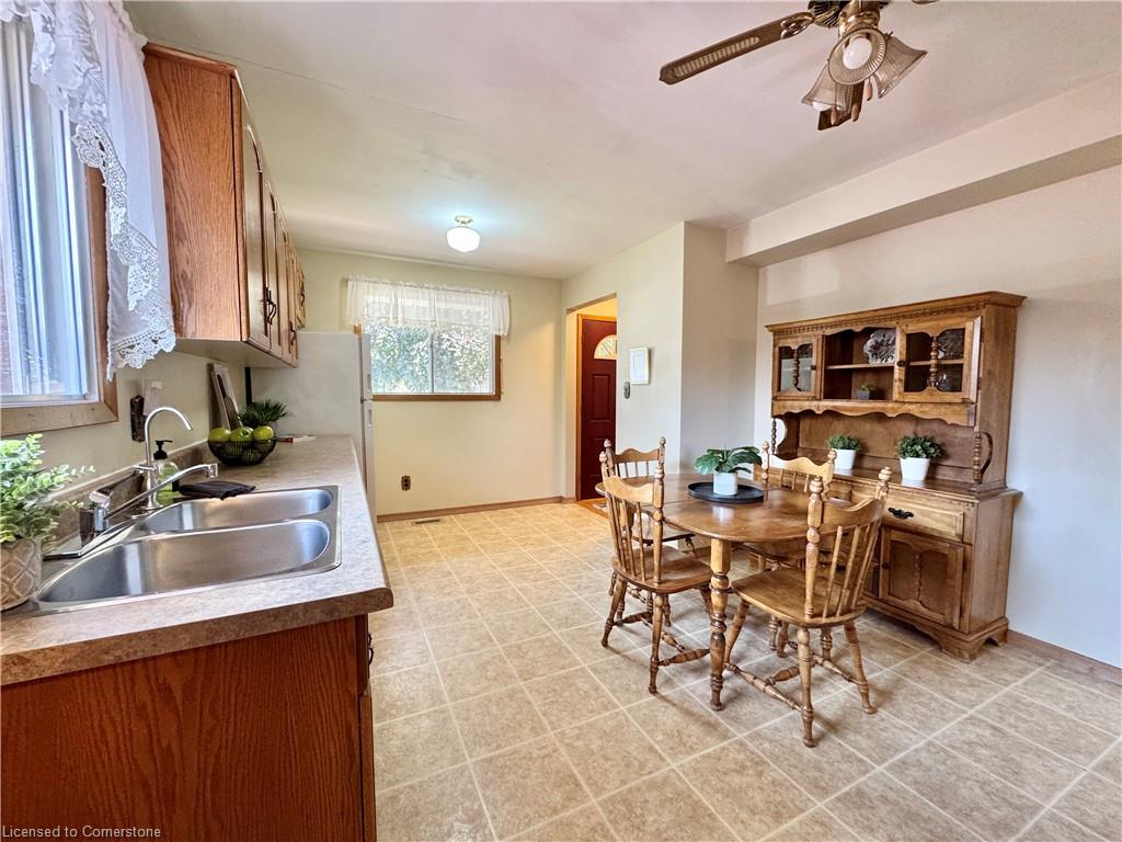 85 Lowrey Avenue S Property Photo 14