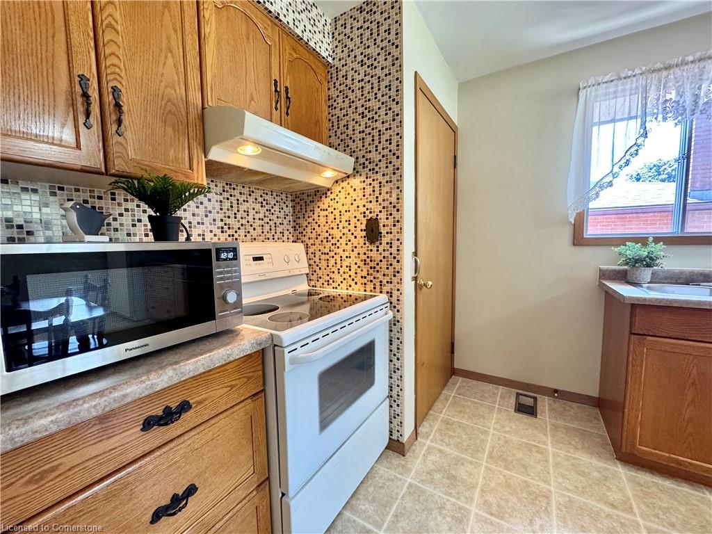 85 Lowrey Avenue S Property Photo 15