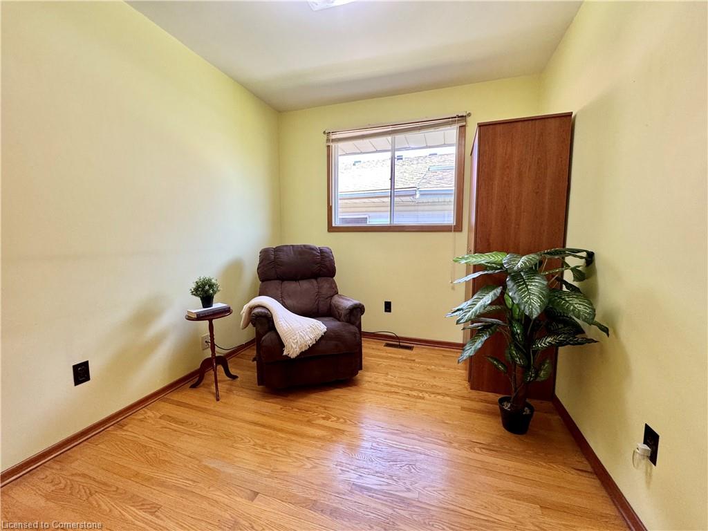85 Lowrey Avenue S Property Photo 21