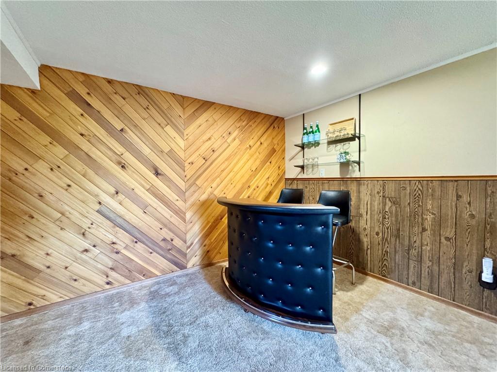 85 Lowrey Avenue S Property Photo 25