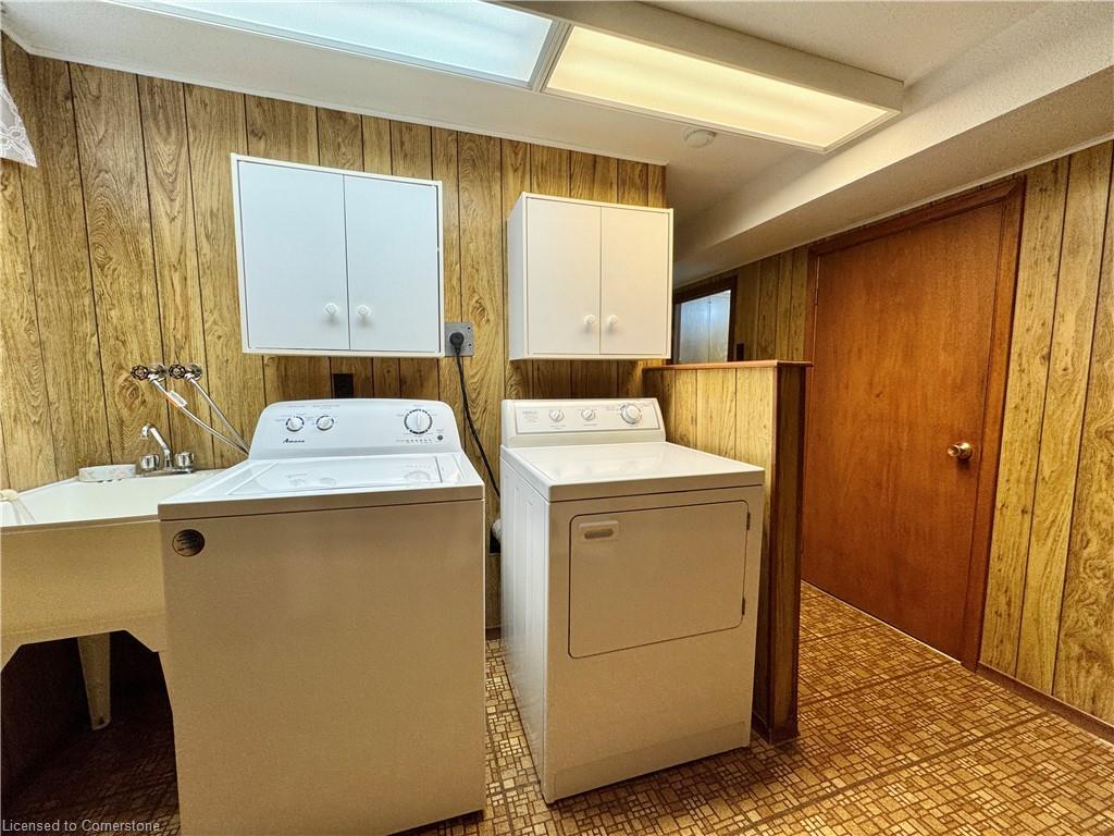 85 Lowrey Avenue S Property Photo 29