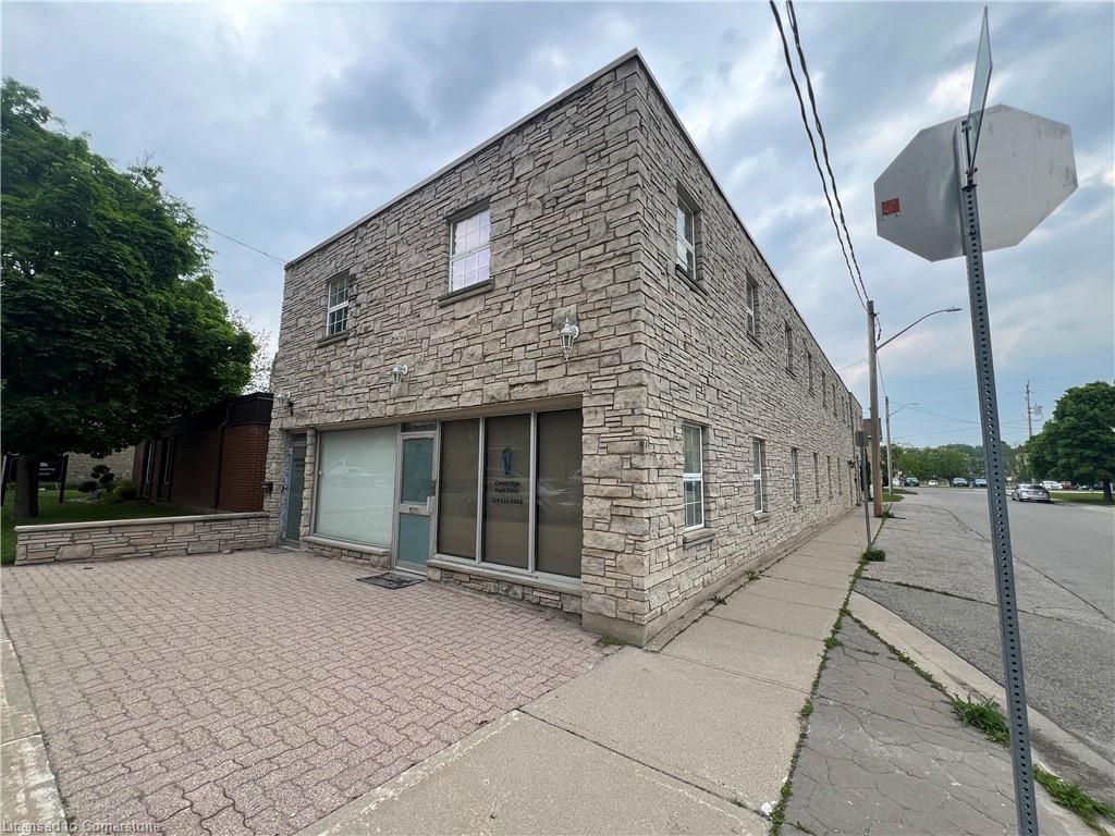 25 George Street S Property Photo 1