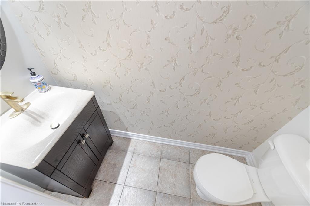 1040 Eager Road Property Photo 13