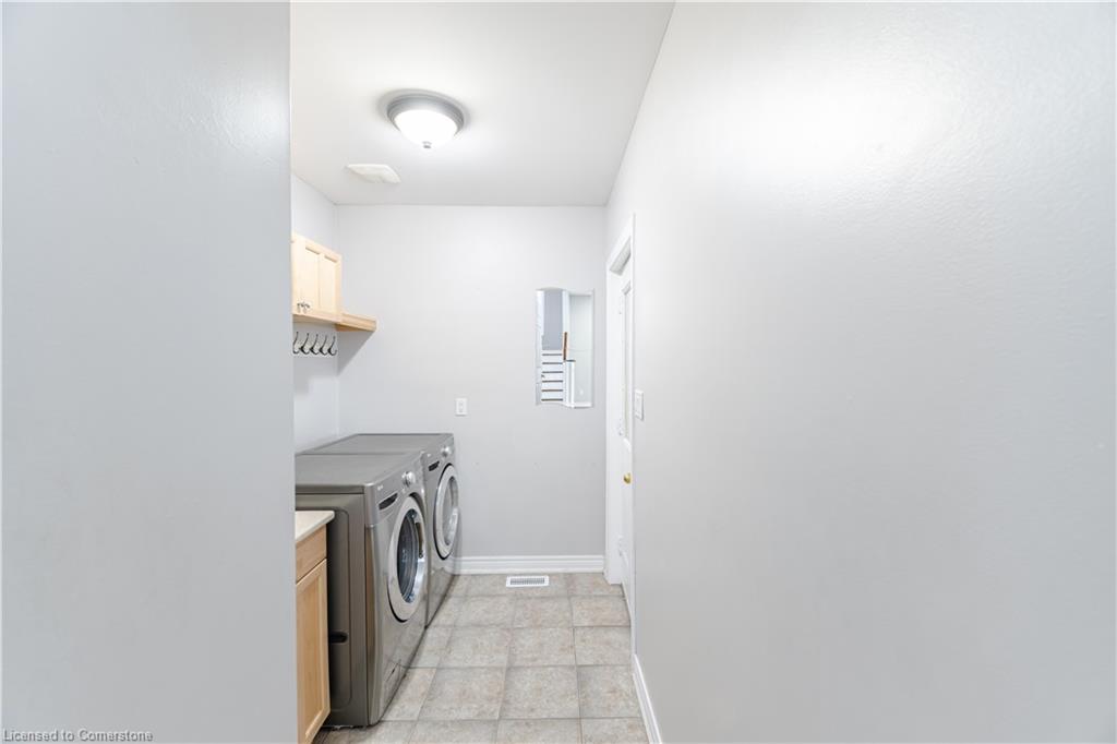 1040 Eager Road Property Photo 14